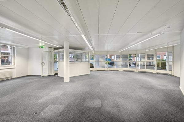 Attraktive EG-Fläche für Büro oder Gewerbe in bester Lage 5