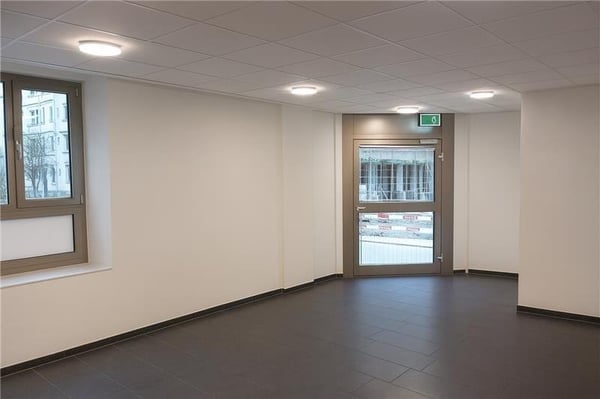 Moderne Gewerbefläche mit optimaler Erreichbarkeit und Seenähe 5