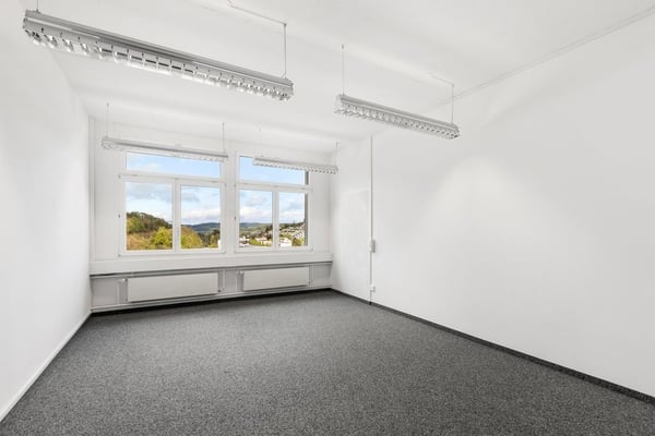 Per sofort verfügbar - Büroraum an zentraler Lage! 2