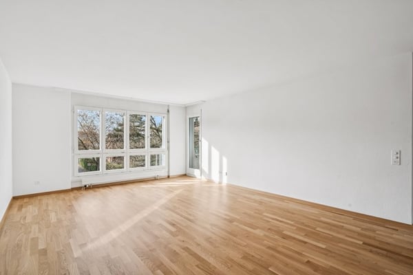 Grosse Dachwohnung mit Balkon und Schwedenofen 6