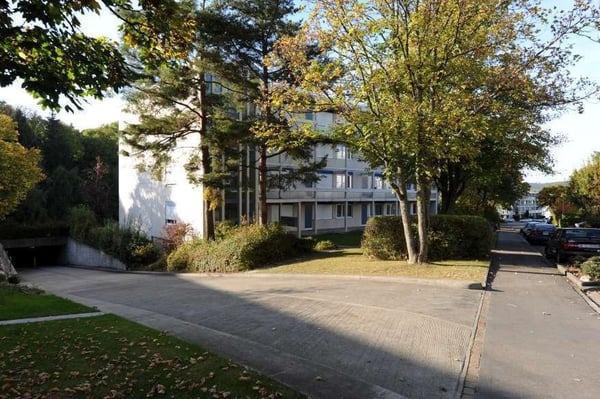 Wohlfühloase Zollikerberg 1