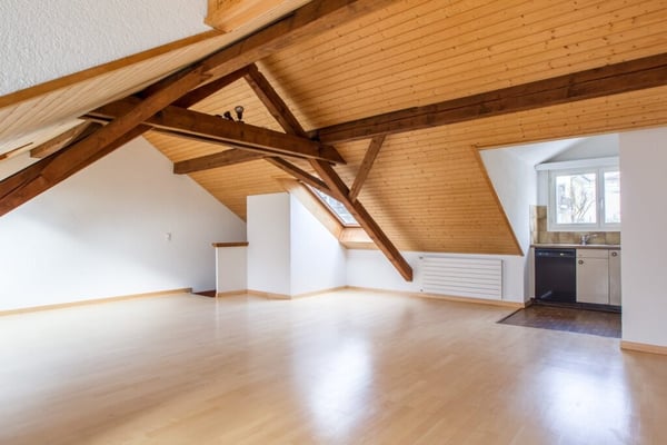 1.5 Zimmer Maisonettwohnung mit Seesicht - befristet bis 30.09.2027 4