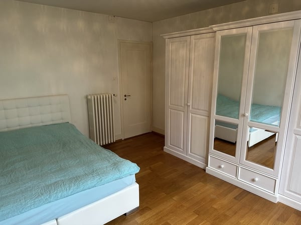 1-Zimmer-Altbauwohnung befristet bis zum 11.12.2026 5