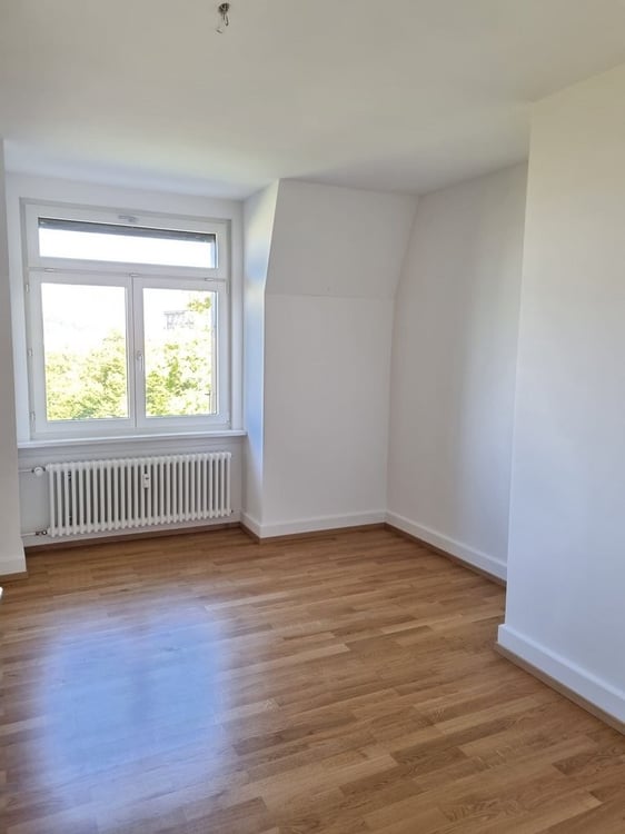 Stilvolle Altbauwohnung im Herzen von Kreis 6 7