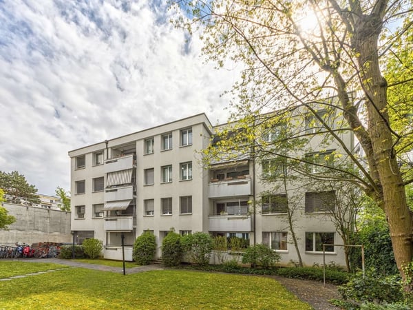 In der Nähe zum Bahnhof SBB 1