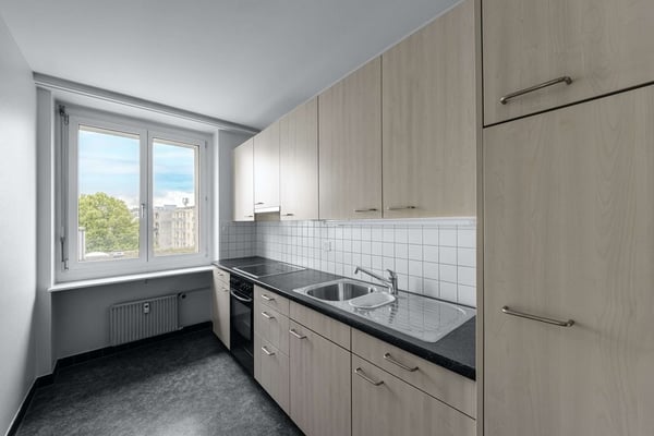 In der Nähe zum Bahnhof SBB 5