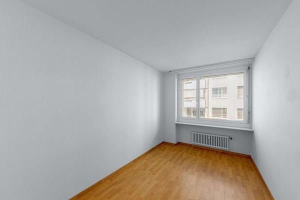 In der Nähe zum Bahnhof SBB 3