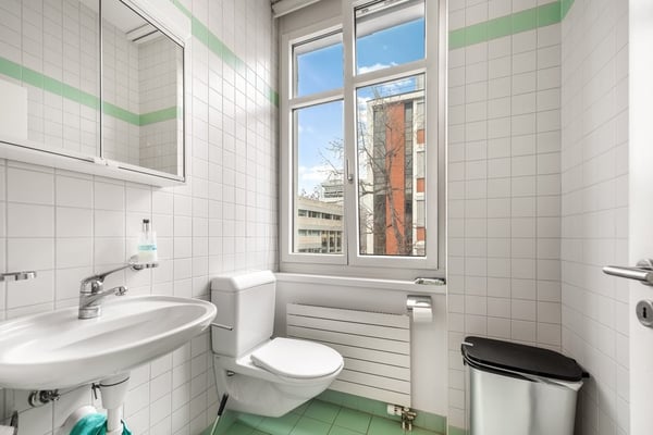 Charmante Wohnung mit Balkon in zentraler Lage in Basel 8