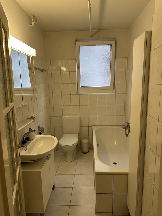 1-Zimmer-Altbauwohnung befristet bis zum 11.12.2026 6