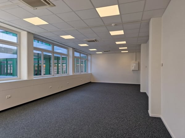 Büroräumlichkeit zu vermieten an Toplage! 3