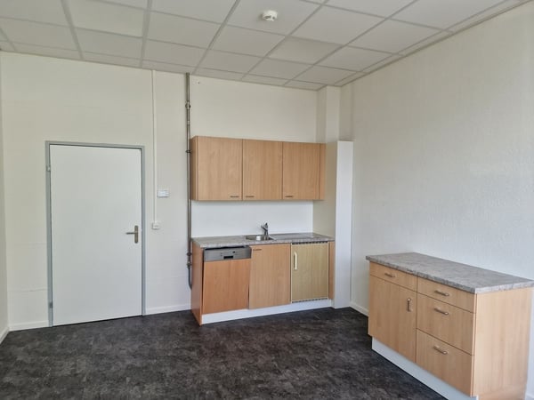 Büroräumlichkeit zu vermieten an Toplage! 6