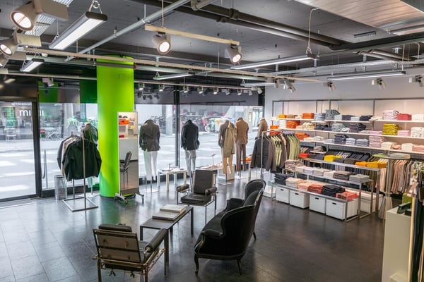 Boutique (140 m2) im Anfos-Haus 5