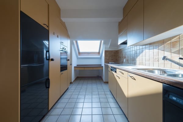 Grosszügige 1.5-Zimmer-Dachwohnung 4