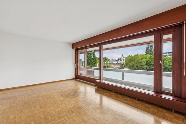 Appartement spacieux et traversant dans le complexe de la Tourelle 11