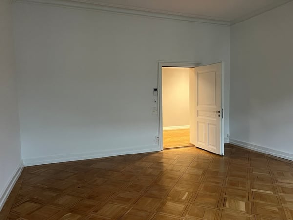 Attraktive Büroräumlichkeit im Herzen der Bahnhofstrasse! 8