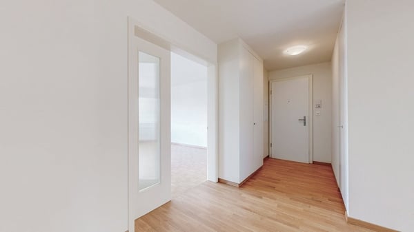Einziehen und profitieren: 1. Mietzins + 1 Jahr Parkplatz geschenkt! 3