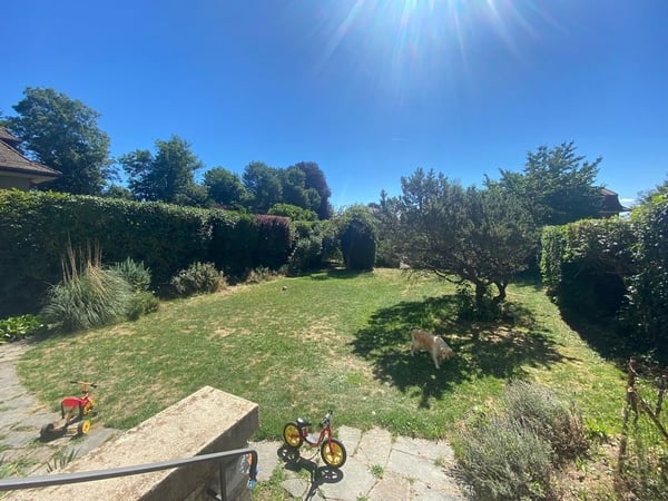 Bel appartement spacieux avec grand balcon et jardin 8