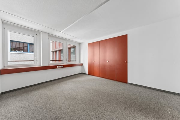 Flexible Büroflächen mit Entwicklungspotenzial an zentraler Lage 8
