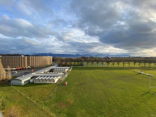 Magnifique appartement avec vue panoramique sur le lac et les Alpes 2