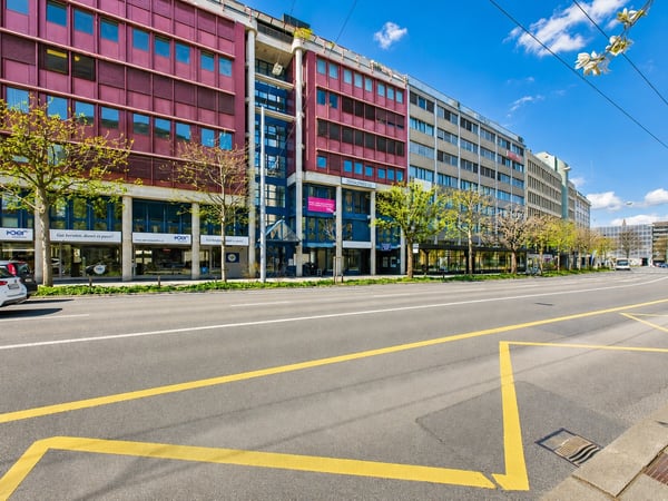 Kleines Büro mit gemeinsamer Infrastruktur 3