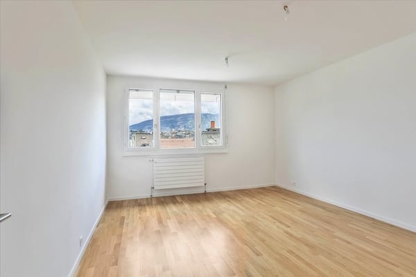 Magnifiques bureaux avec vue sur la rade ! 8