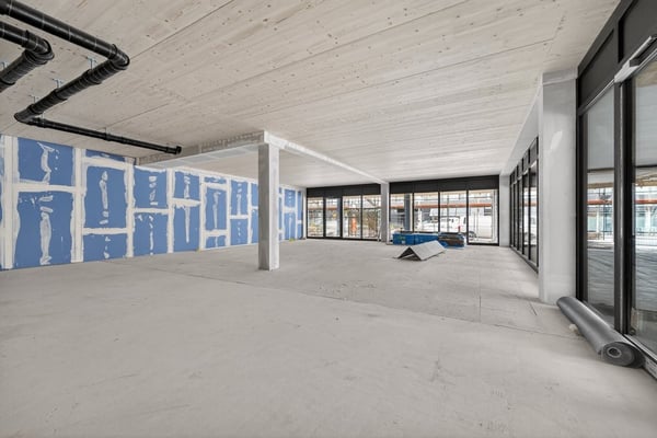 Exklusive Ladenfläche mit bester Sichtbarkeit in Zug 4