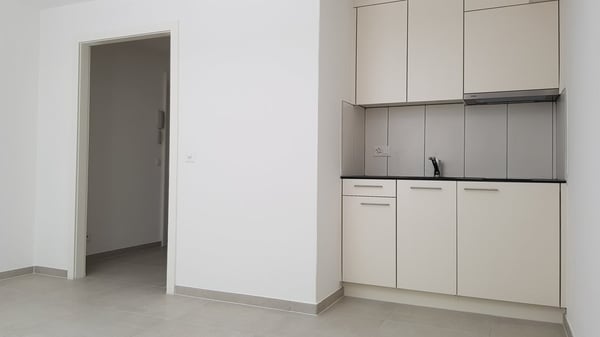 Studio moderne dans le quartier de Beaumont! 3