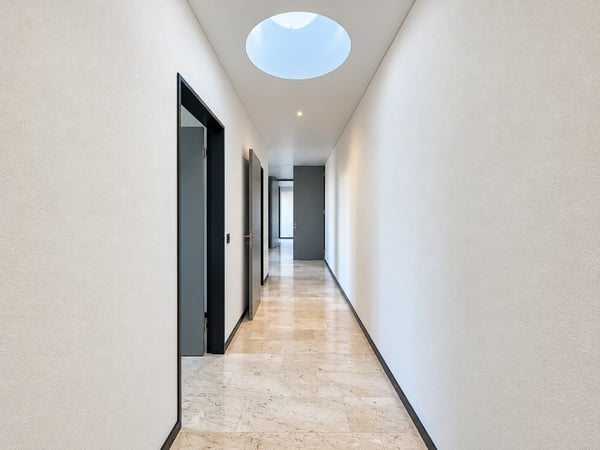 4,5 Zimmer-Neubauwohnung mit grosser Terrasse in Richtung Flughafen! 6