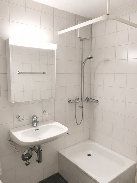Gemütliche 1.5-Zi-Wohnung in zentraler Lage zu vermieten 4