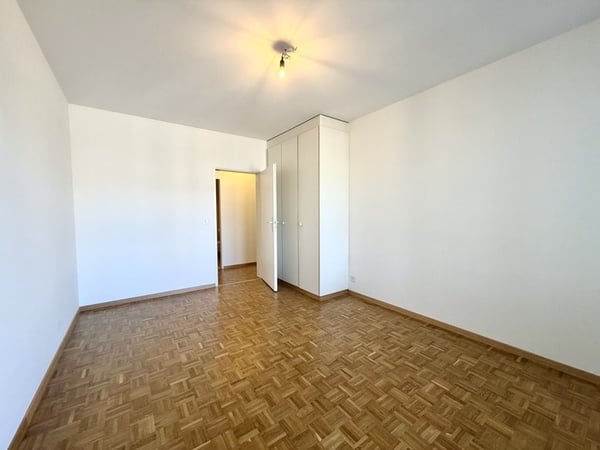 Bel appartement avec terrasse et balcon au coeur du Petit-Lancy 6