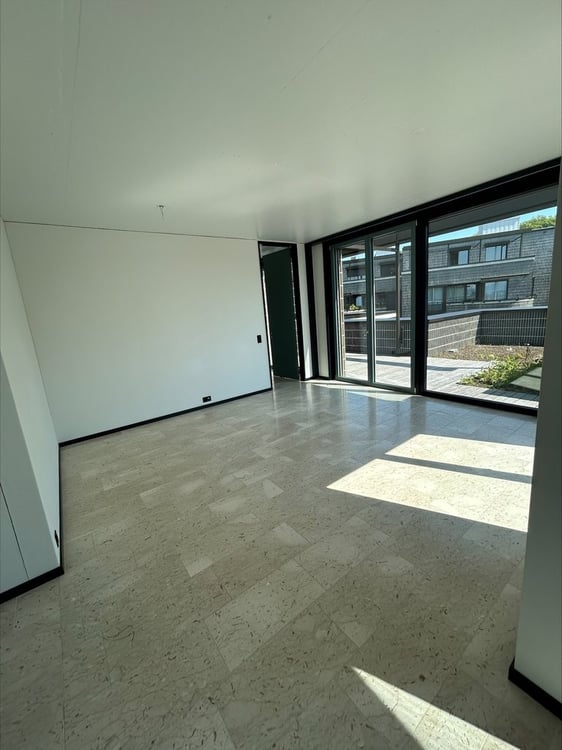 Moderne 3.5-Zimmer-Neubauwohnung an attraktiver Lage in Kloten 5