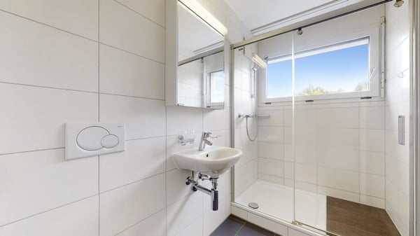 Grosszügige Wohnung mit grossem Balkon! 8