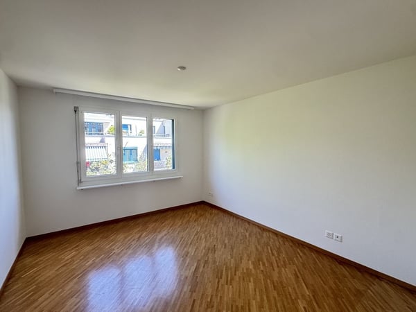 4.5 Zimmer in Zürich-Höngg - hell, ruhig und stadtnah wohnen 8