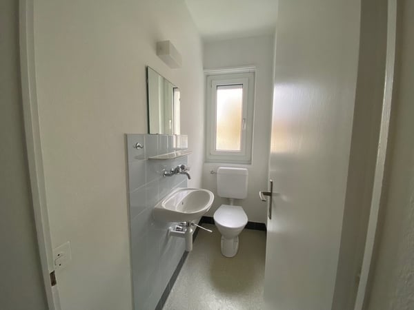 Grosszügige Wohnung in Stadtnähe! 8