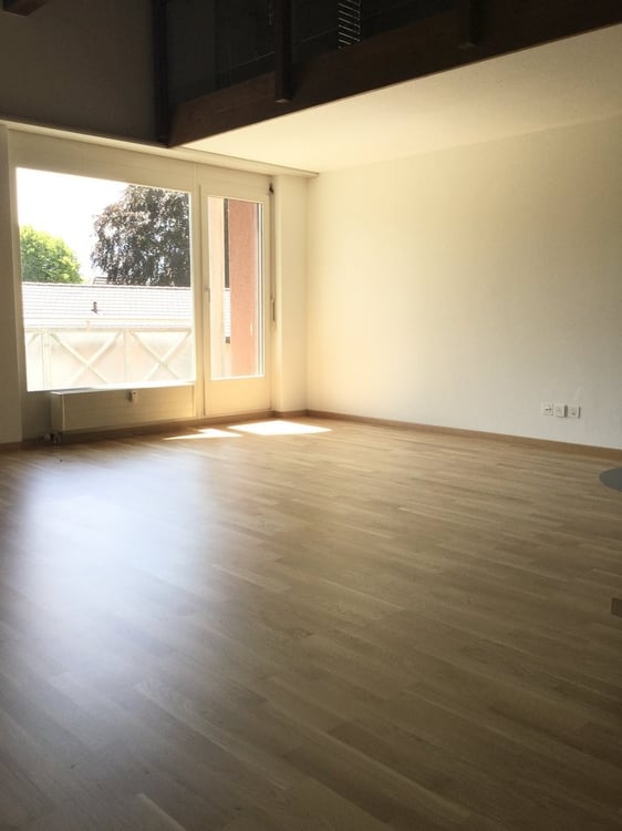 Gemütliche 2.5 Zimmerwohnung mit zwei Sitzplätzen 4