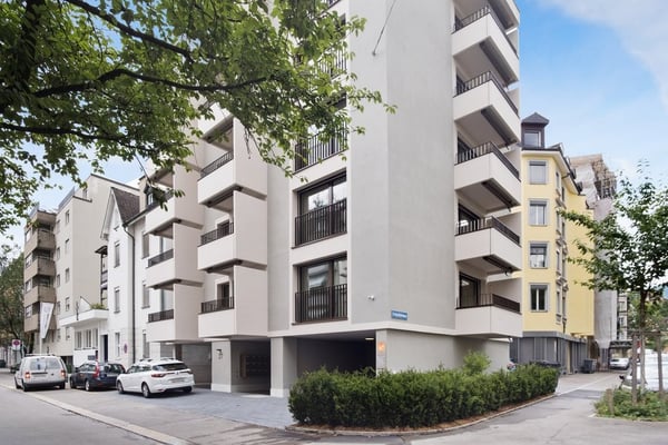 Gedeckter Abstellplatz nähe Manesseplatz 3