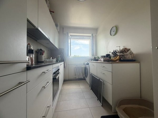 Proche Renens-Gare, métro et EPFL, charmant 4.5 pièces au 5ème 8