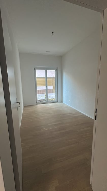 Moderne 2.5 Zimmerwohnung an Zentraler Lage 4