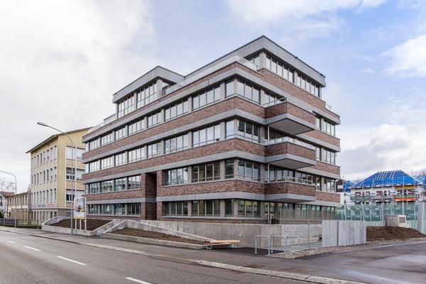 Helle 1-Zimmer-Wohnung an der Birchstrasse 98 in Zürich 1