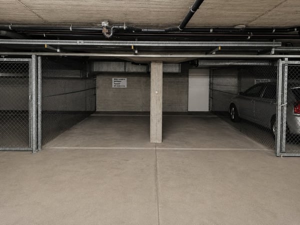 Geschützter Garagenplatz in Einstellhalle 3