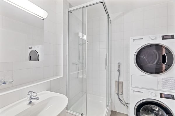 Hochwertige Wohnung mit Seesicht 5