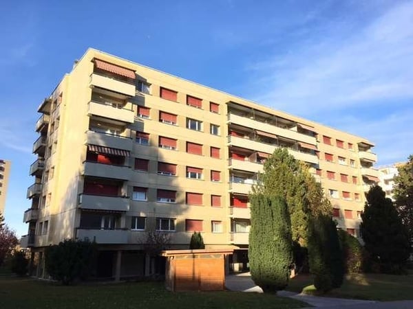 Beaumont - Immeuble avec piscine, idéal pour une famille 1