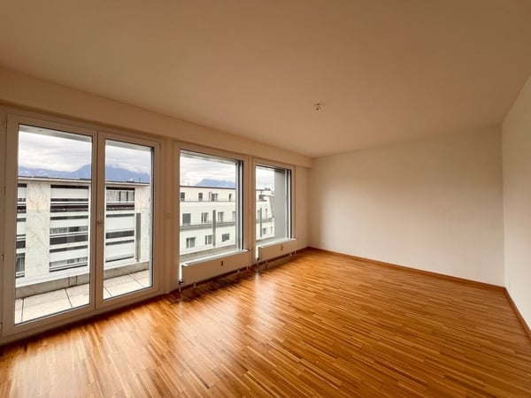 Logement en attique au coeur de Montreux 5