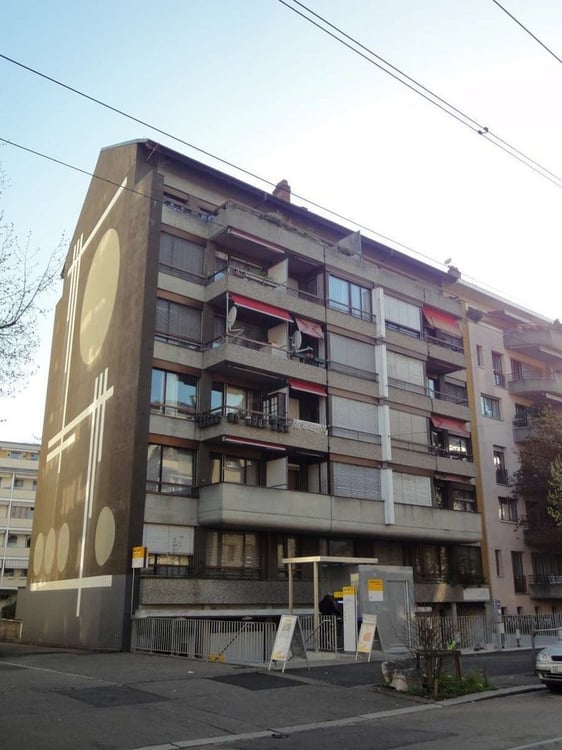 Einstellplatz nähe Burgfelderplatz 7