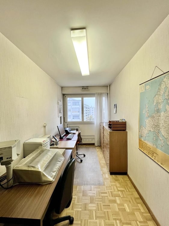 Bureau à louer aux Charmilles 3