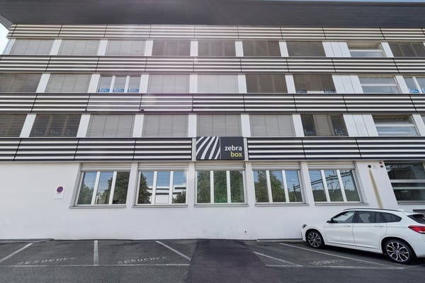 Grosszügige Gewerbefläche und Büros in Schlieren zu vermieten 10