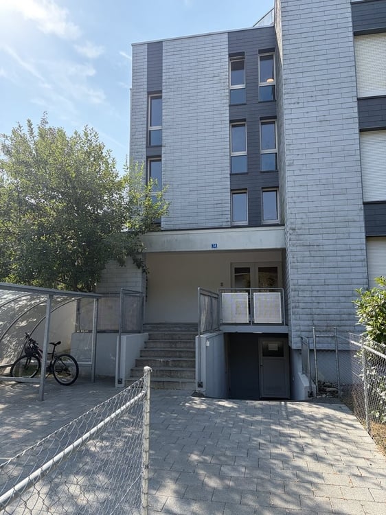 4.5 Zimmerwohnung im 1. Stockwerk in Kerzers 1