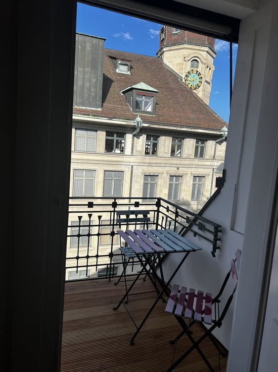 charmante Stadtwohnung mit zwei Balkonen 8