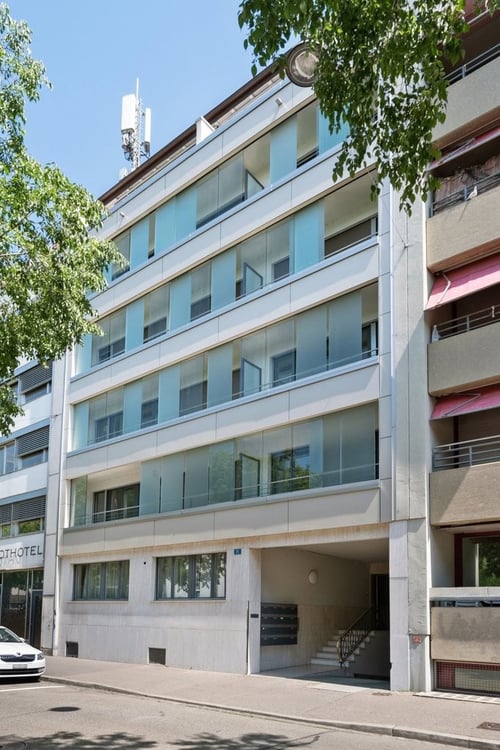 Eigene Garagenbox in der Stadt