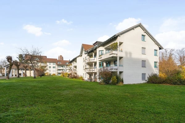 Lassen Sie Ihren Tag auf dem Balkon ausklingen!